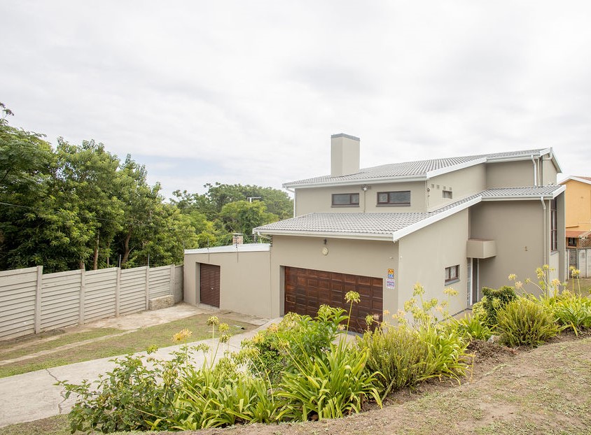 4 Bedroom Property for Sale in Braelyn Eastern Cape